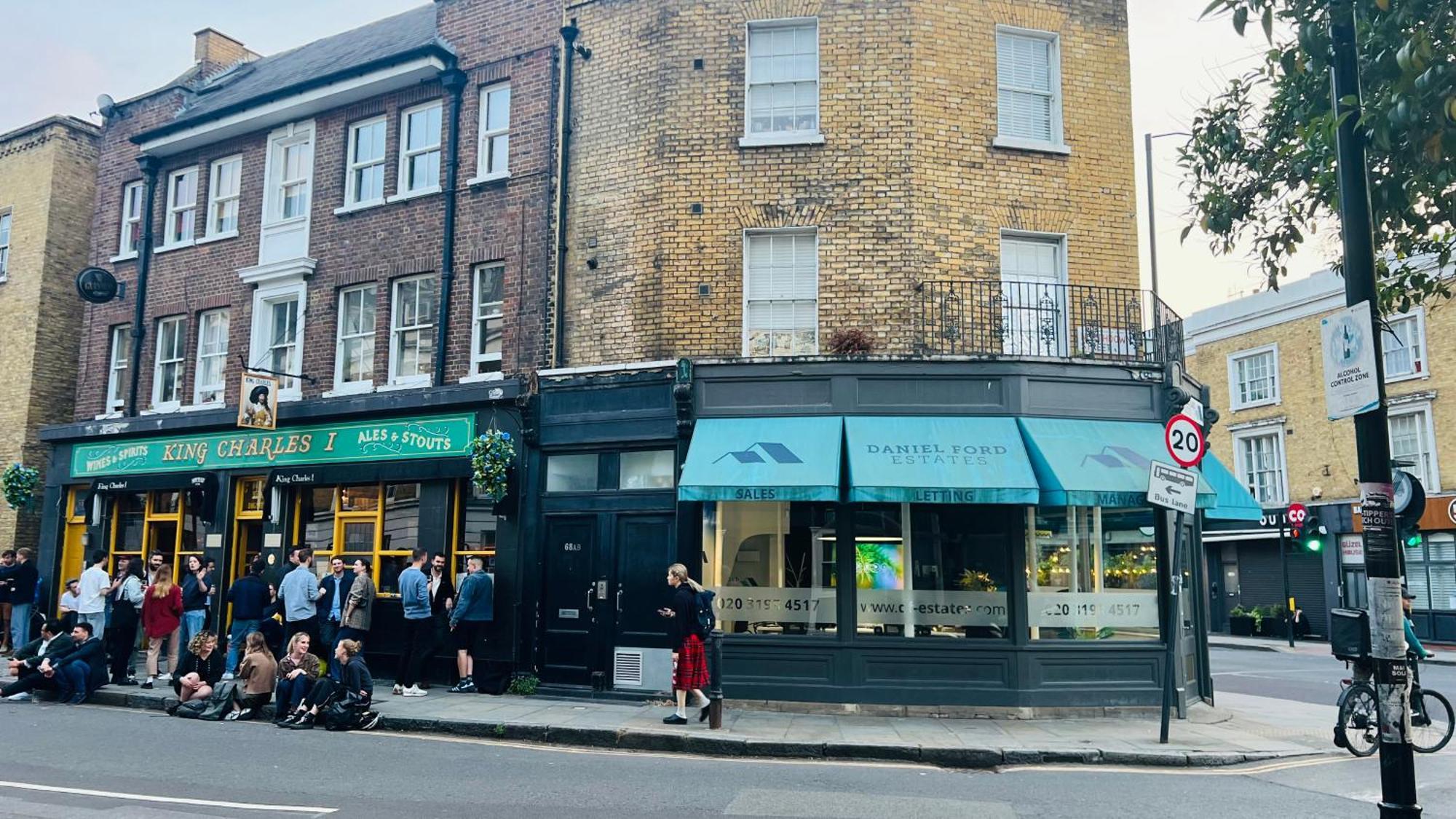 Ar7 Londoners Best Choice ภายนอก รูปภาพ