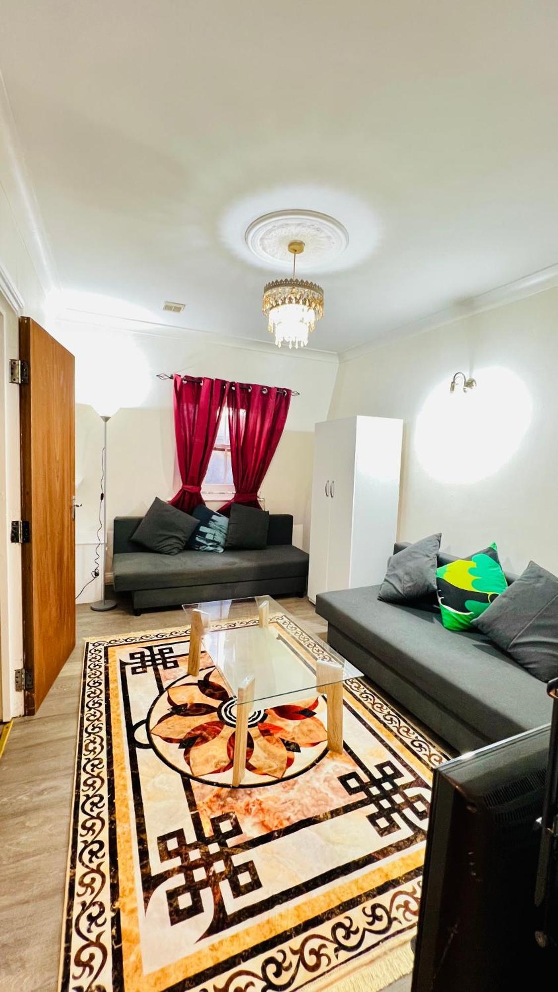 Ar7 Londoners Best Choice ภายนอก รูปภาพ